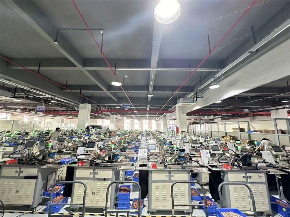 High speed slider type toroidal winding machine High speed slider type toroidal winding machine